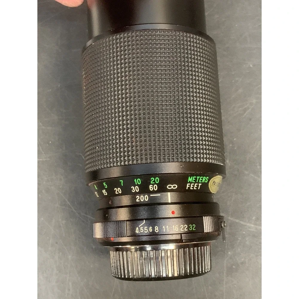 Vivitar 80-200mm 1:4.5 Auto-Zoom 55 mm Lens No. 22821407